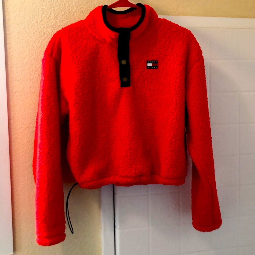 TOMMY JEANS
Fleece Mock-neck Top In Flame, new